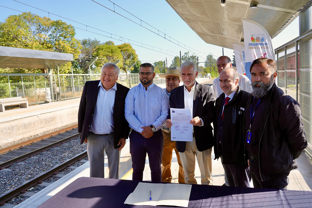 Gobierno Regional restaura las estaciones de trenes en Requínoa y Rosario
