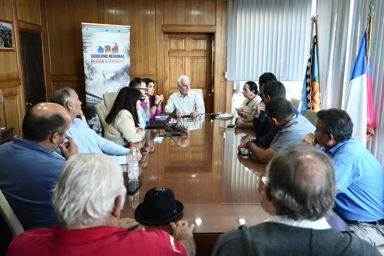 Gobernador Regional de O’Higgins: “Estamos viviendo una crisis en el transporte interurbano y rural de la región” 